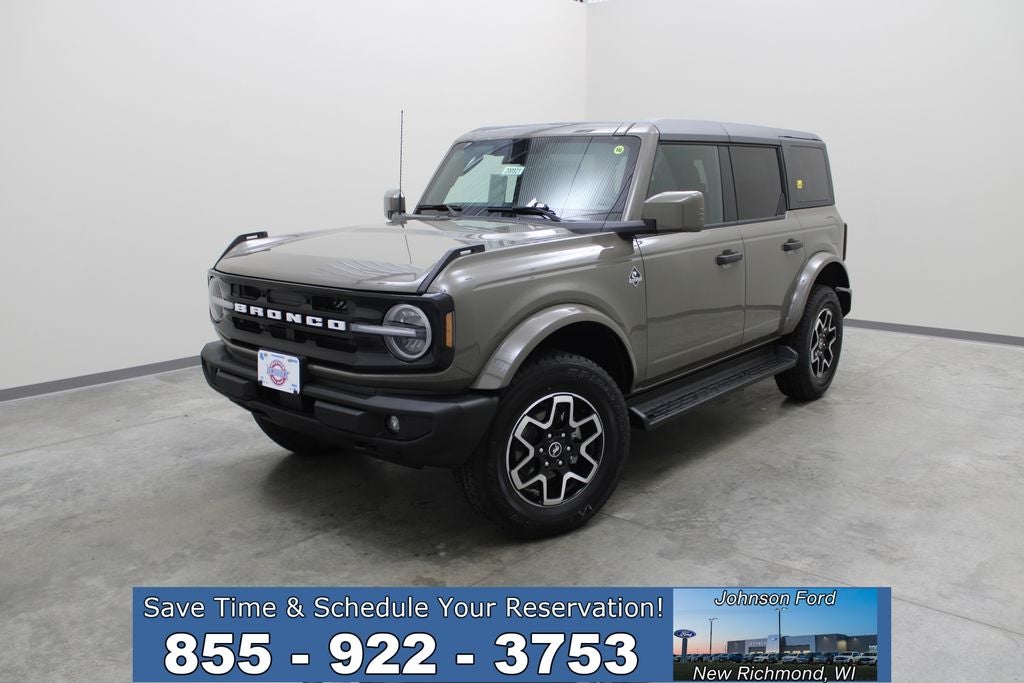 2026 Ford Bronco Outer Banks