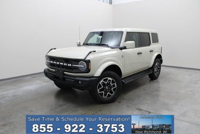 2026 Ford Bronco Outer Banks