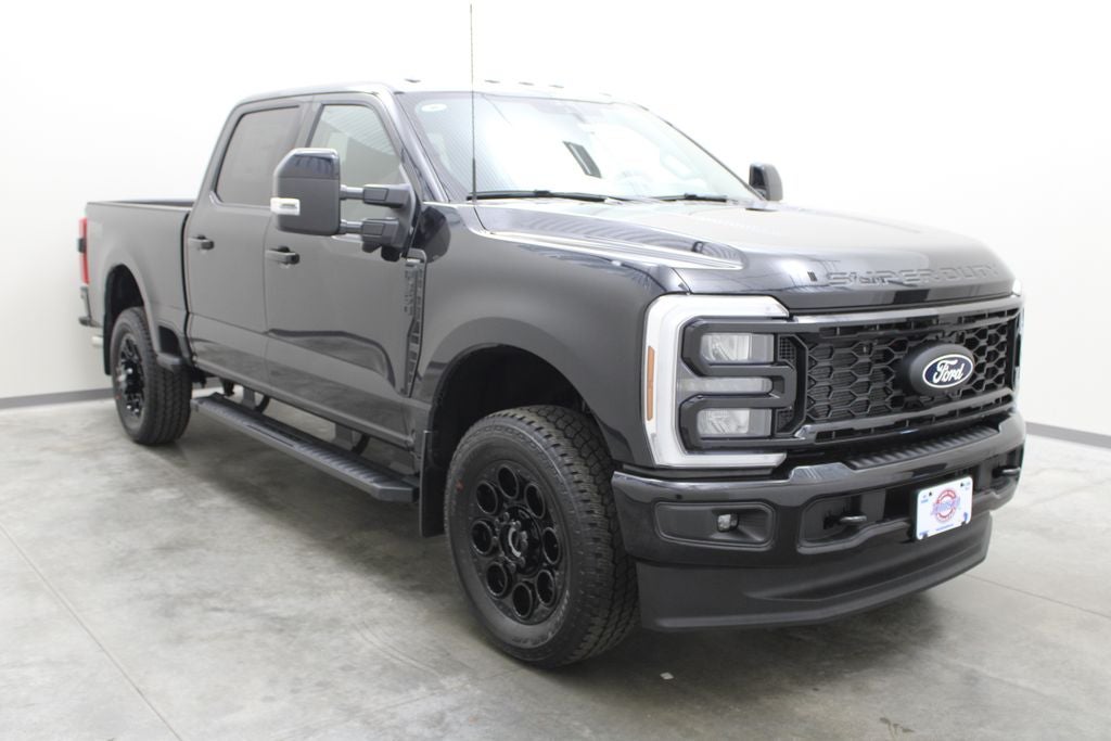 2027 Ford F-350SD Lariat