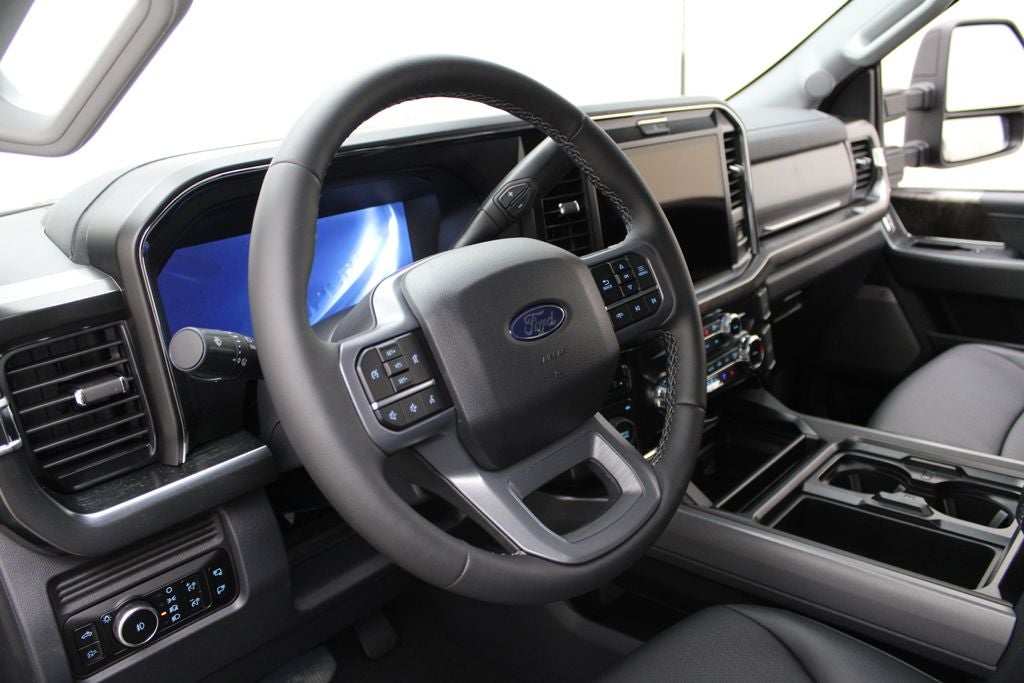 2027 Ford F-350SD Lariat