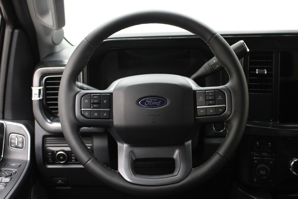 2027 Ford F-350SD Lariat