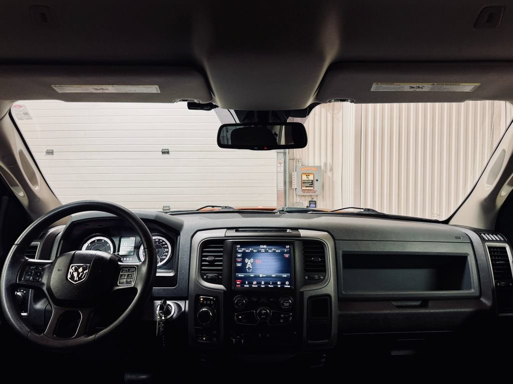 2019 RAM 1500 Classic Express Crew Cab 4x4 5'7" Box