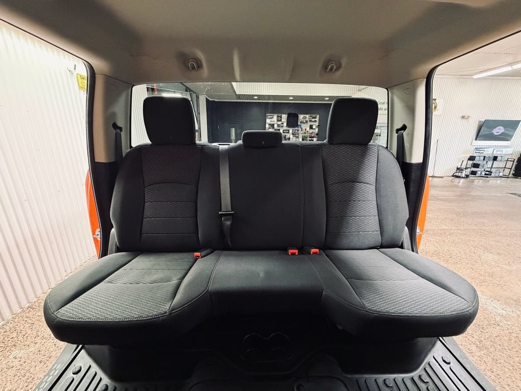 2019 RAM 1500 Classic Express Crew Cab 4x4 5'7" Box