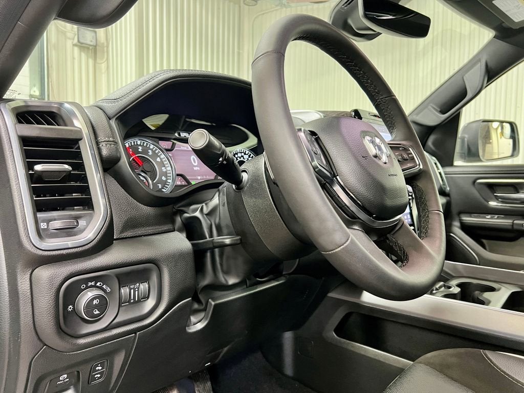 2025 RAM 1500 Laramie Crew Cab 4x4 5'7" Box