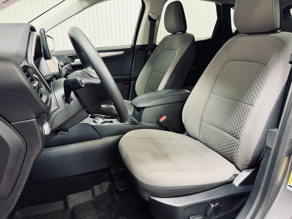 2021 Ford Escape SE Hybrid