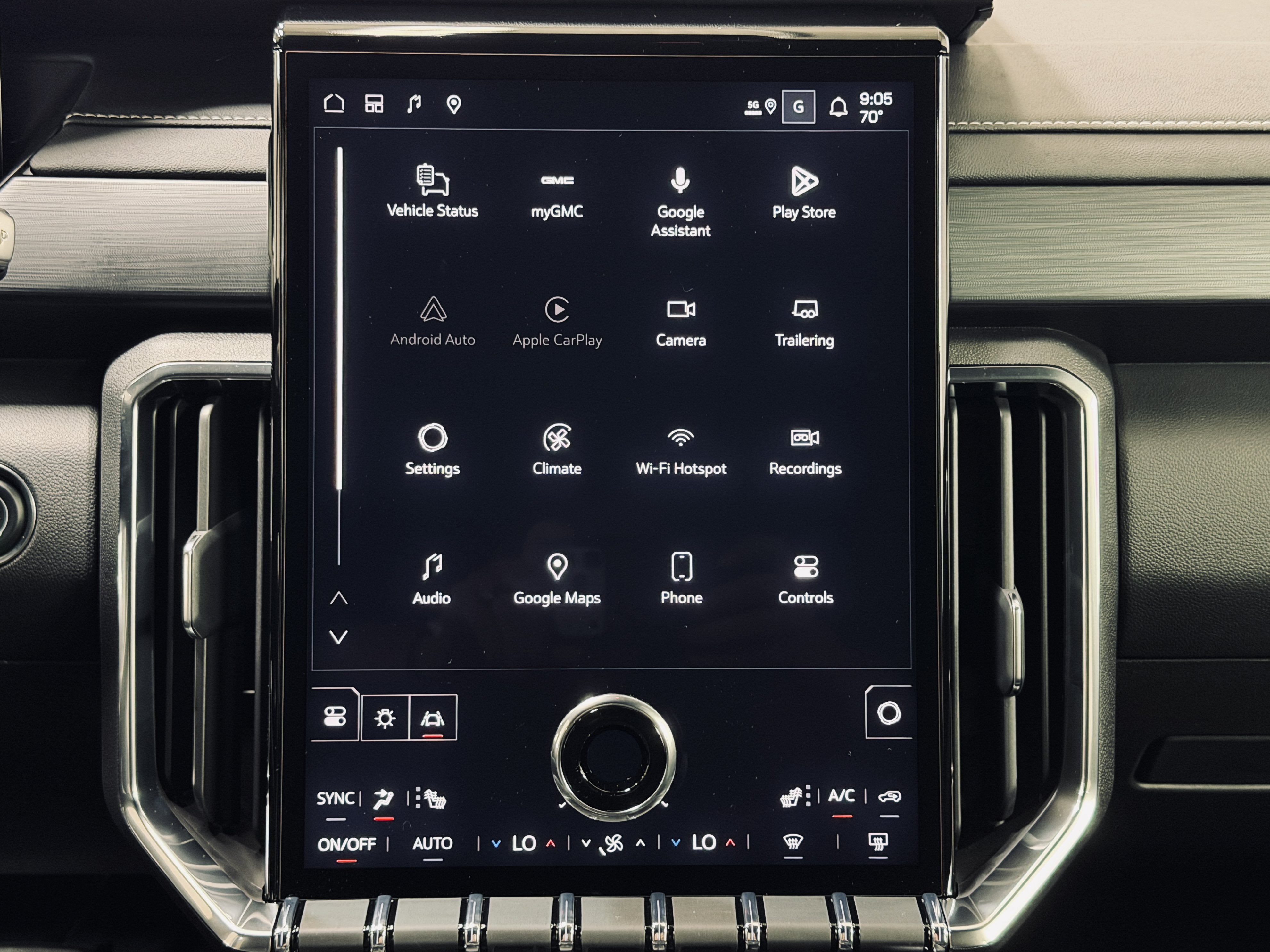 2027 GMC Acadia Elevation