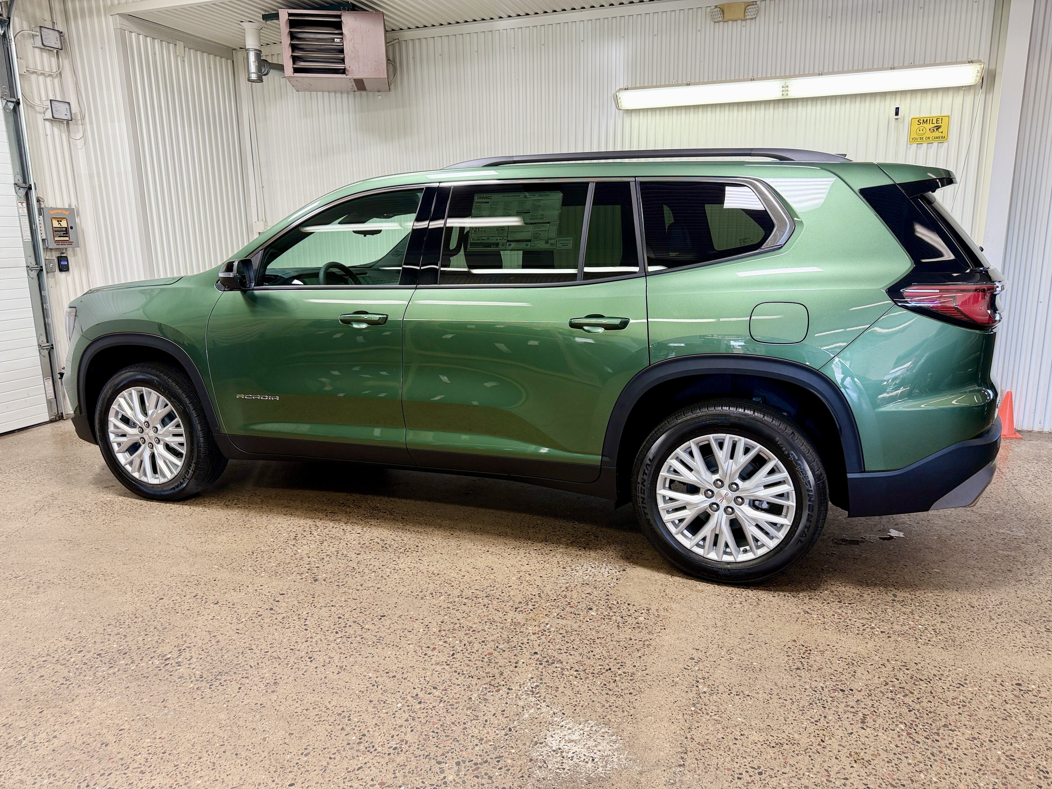 2027 GMC Acadia Elevation
