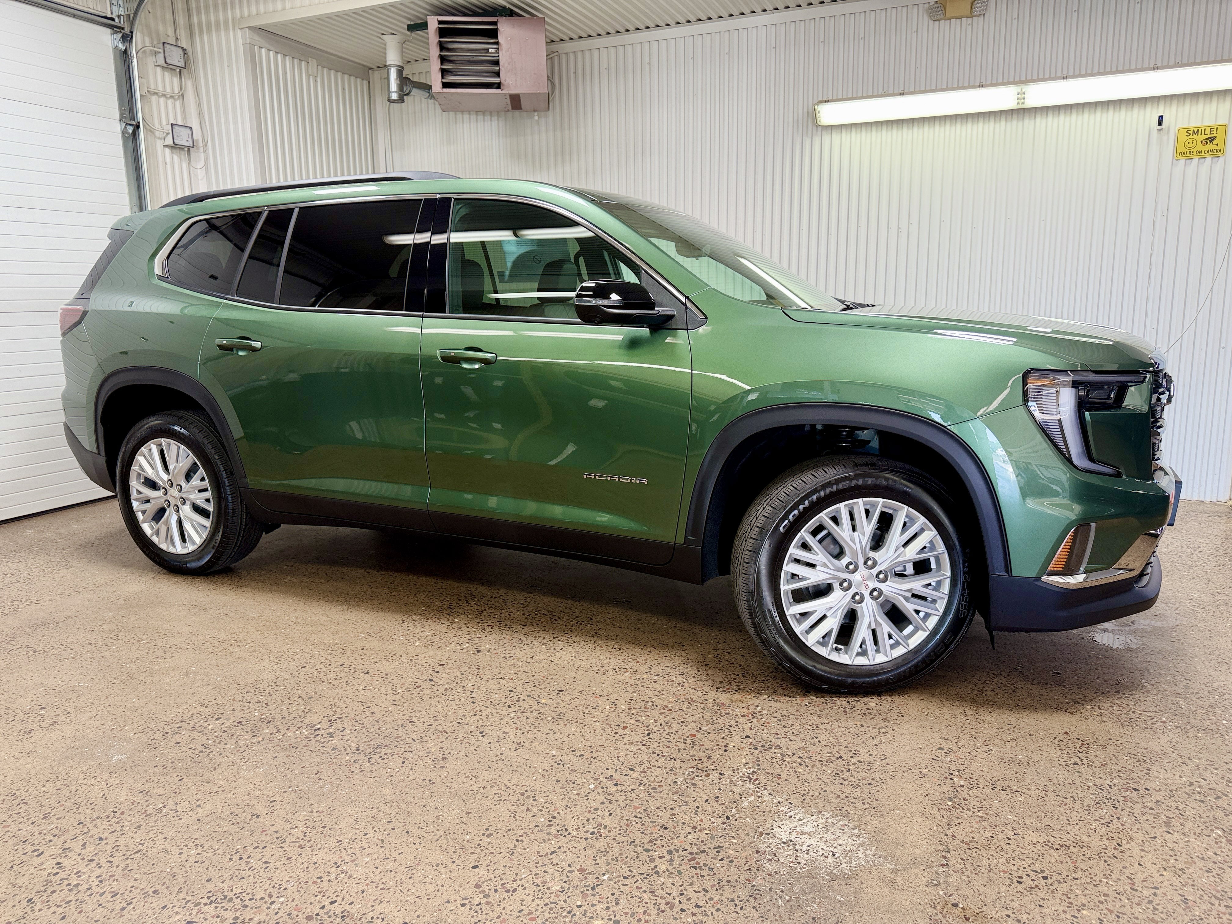 2027 GMC Acadia Elevation