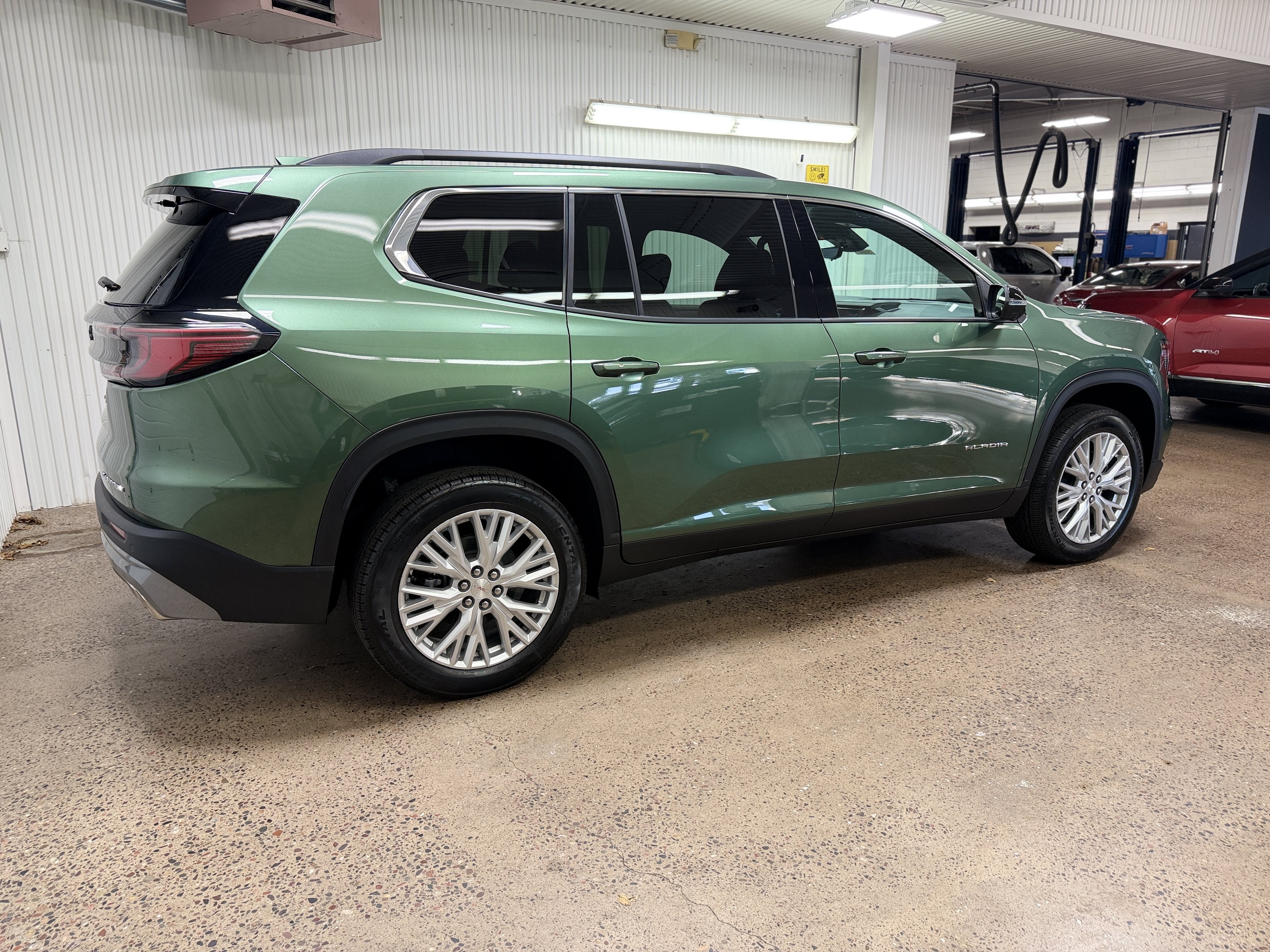 2027 GMC Acadia Elevation