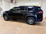 2024 GMC Acadia AT4