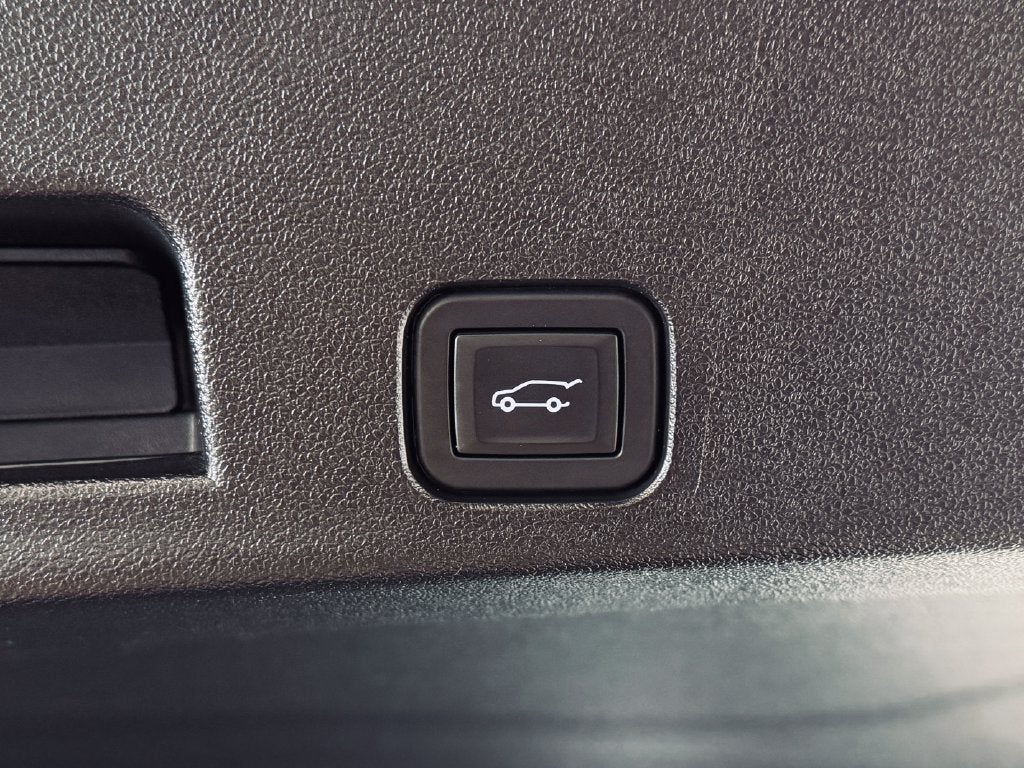 2024 GMC Acadia AT4