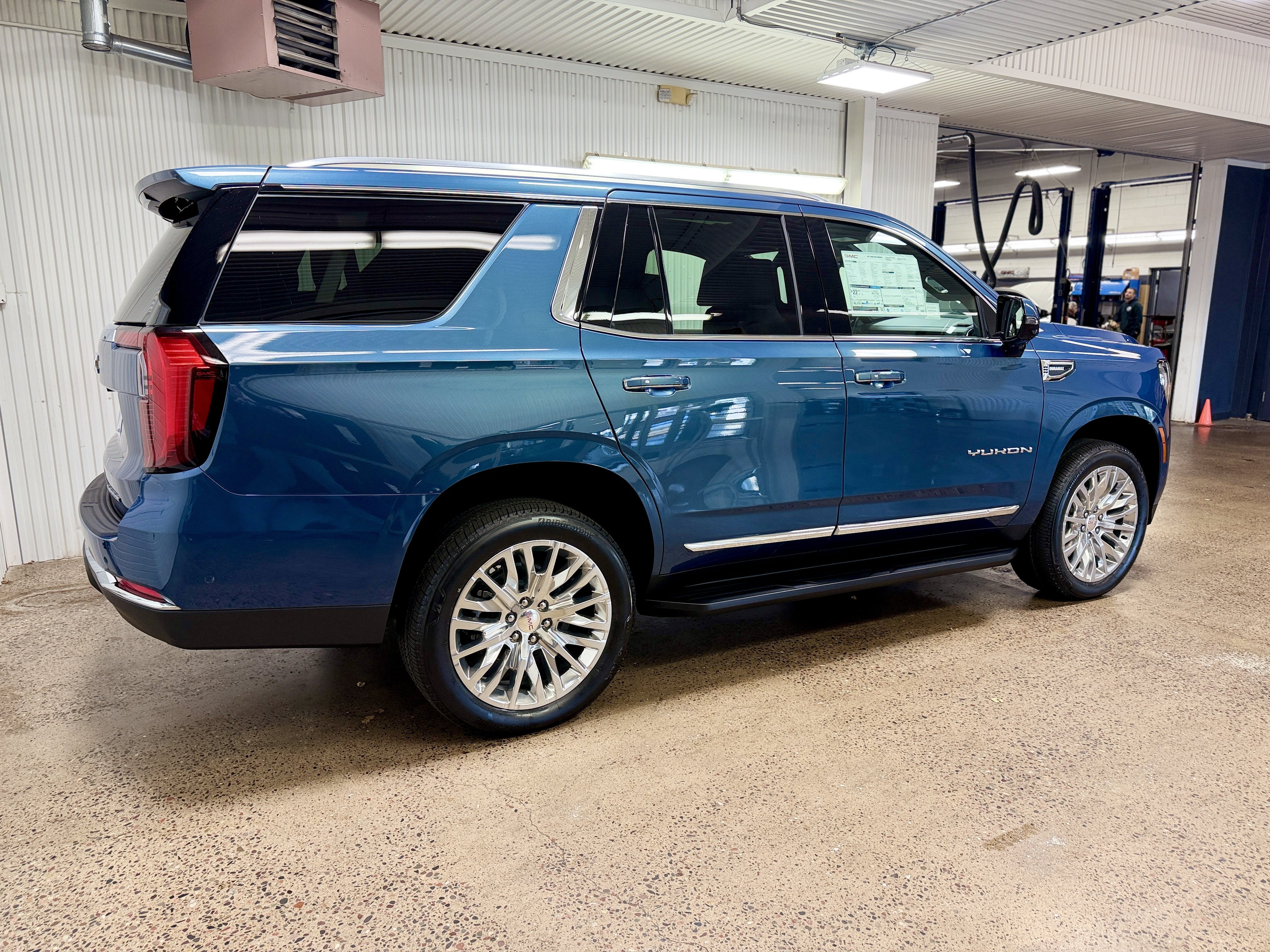 2027 GMC Yukon Elevation
