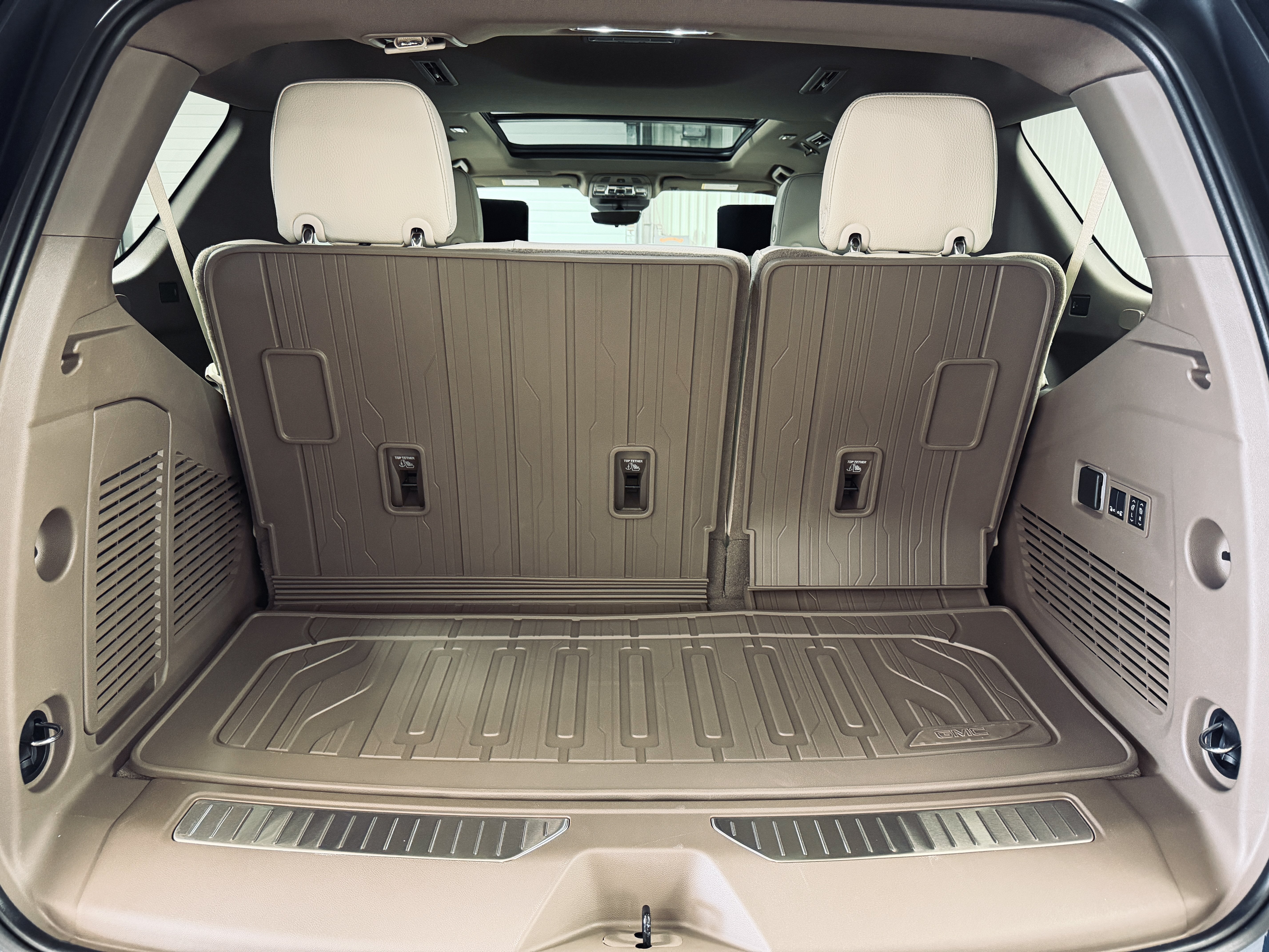 2027 GMC Yukon Denali