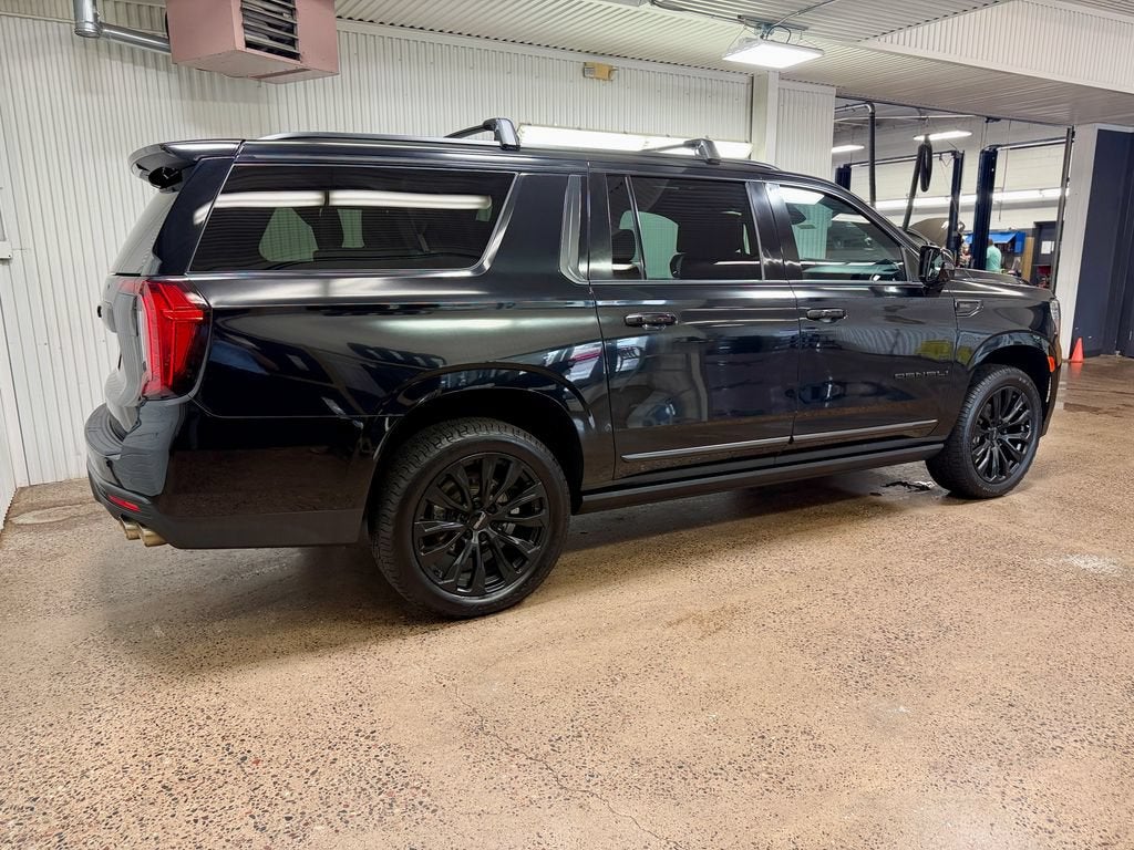 2023 GMC Yukon XL Denali