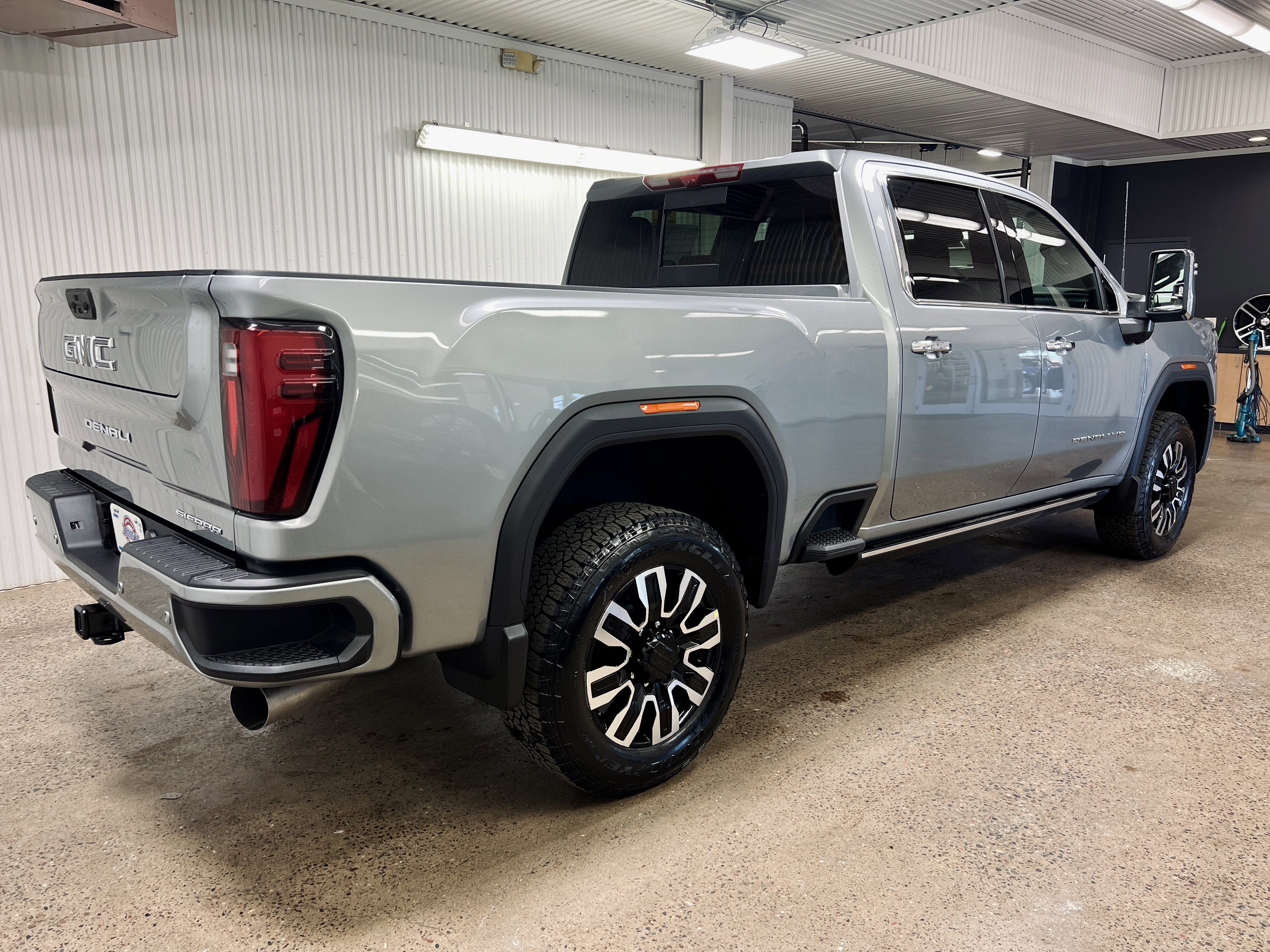 2026 GMC Sierra 3500 HD Denali Ultimate