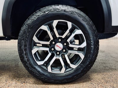 2024 GMC Canyon AT4