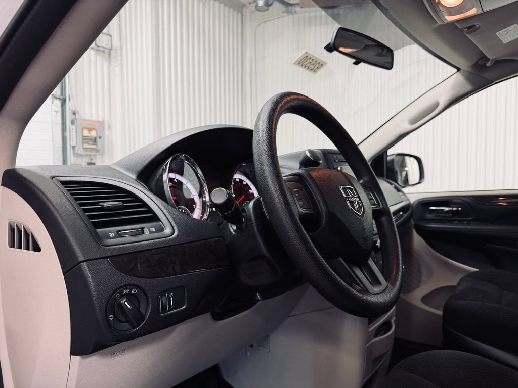 2016 Dodge Grand Caravan American Value Pkg