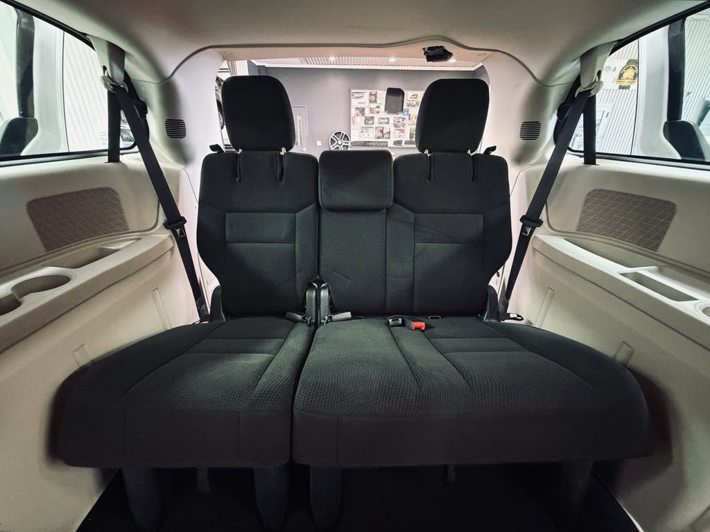 2016 Dodge Grand Caravan American Value Pkg