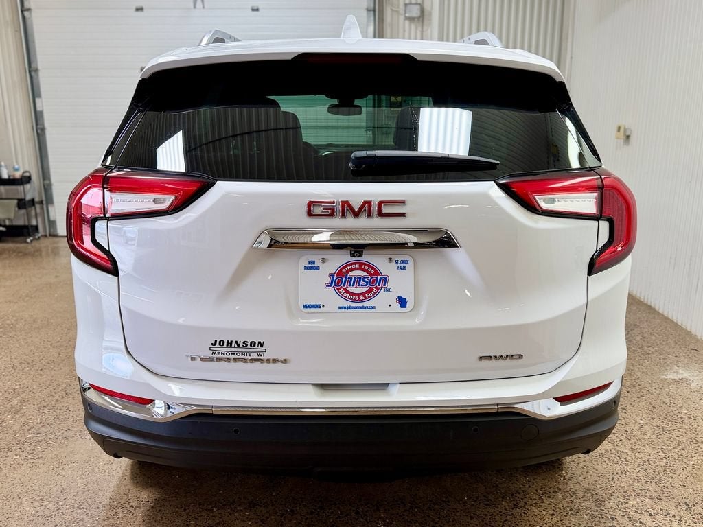 2023 GMC Terrain SLT