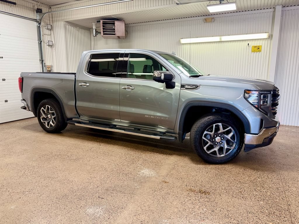 2023 GMC Sierra 1500 SLT