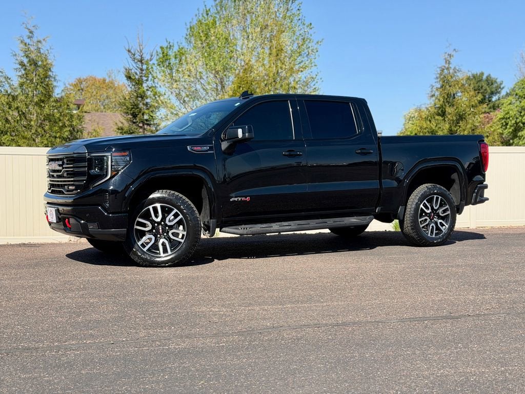 2024 GMC Sierra 1500 AT4