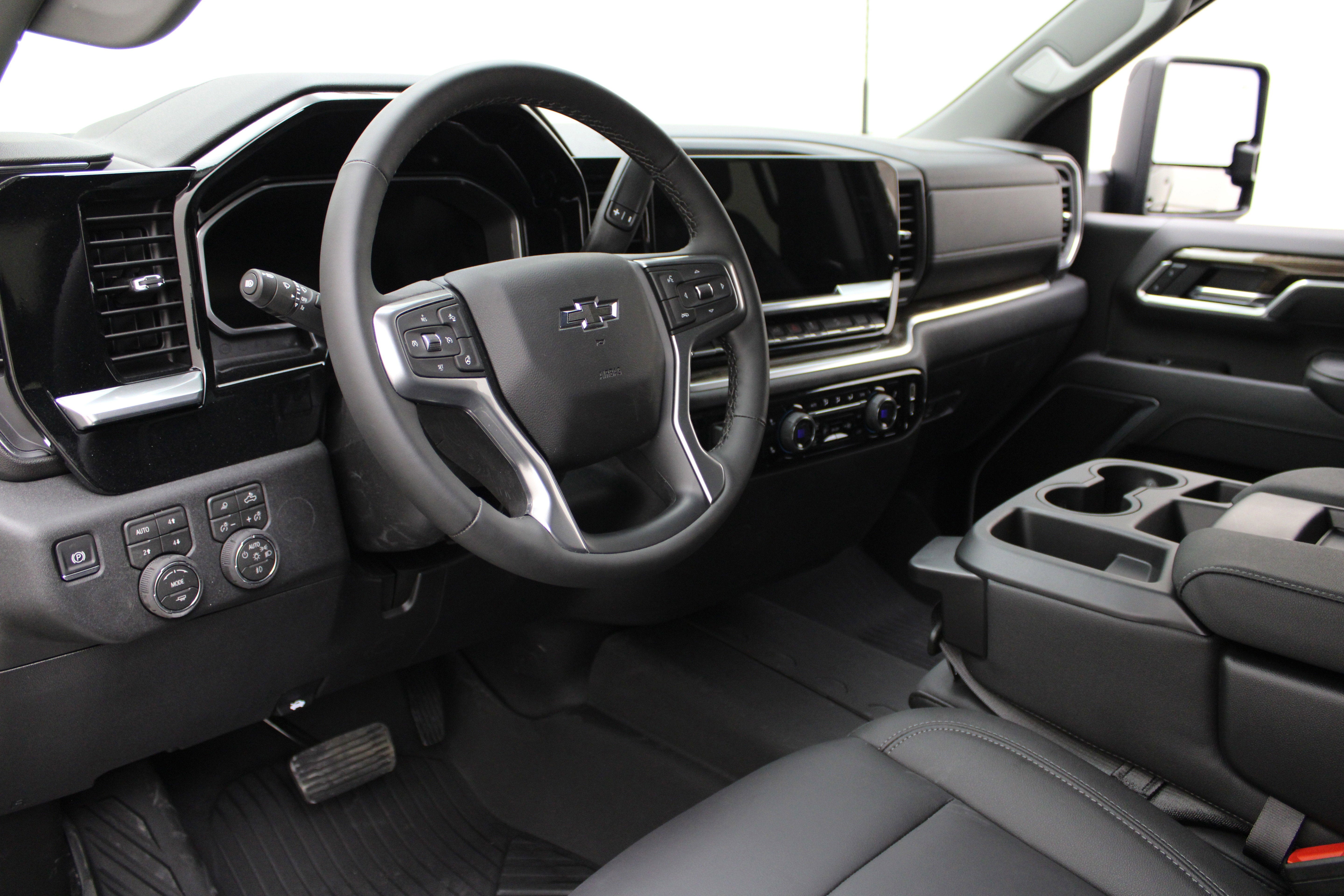 2026 Chevrolet Silverado 3500 HD LT