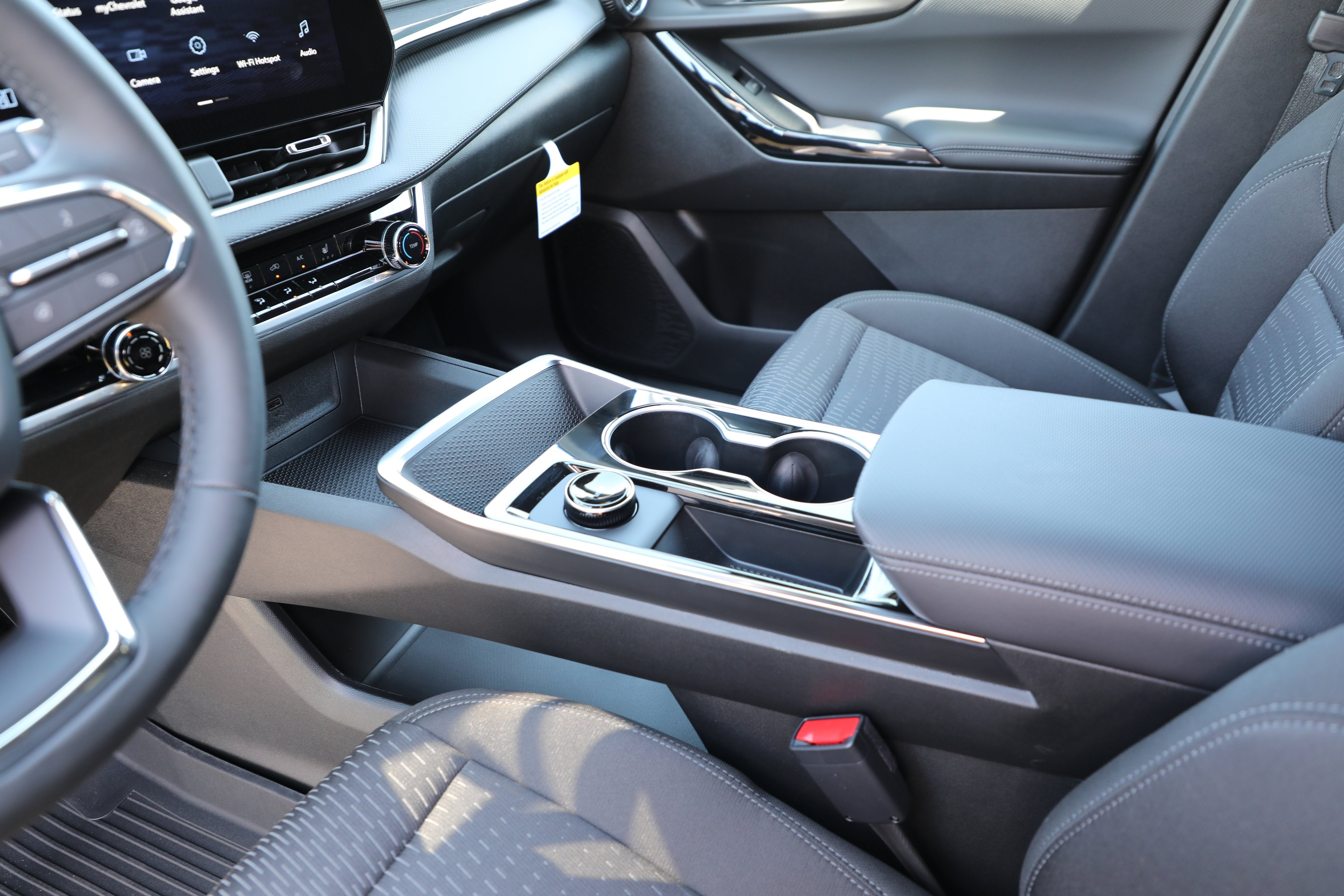 2027 Chevrolet Equinox AWD LT