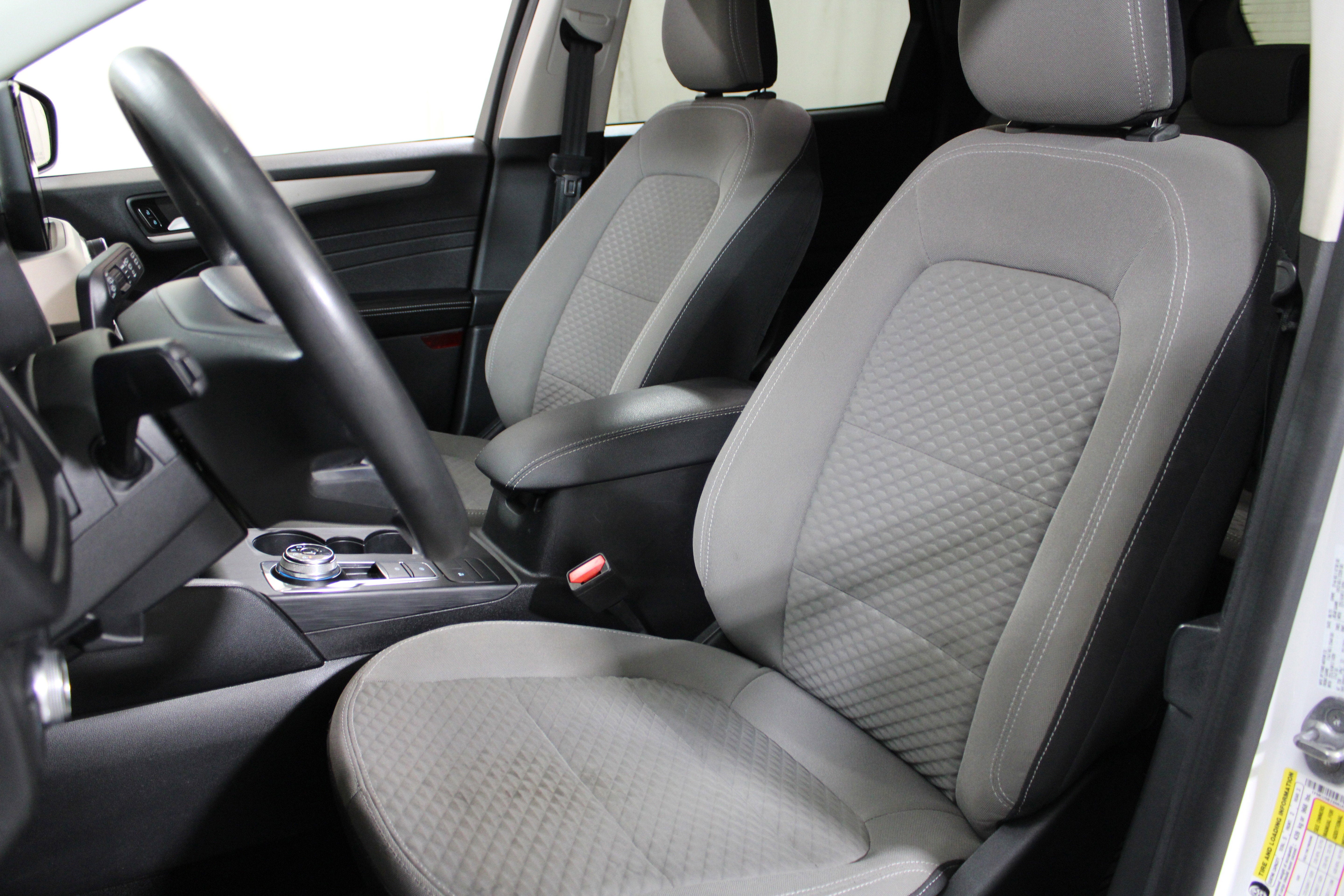 2021 Ford Escape SE Hybrid