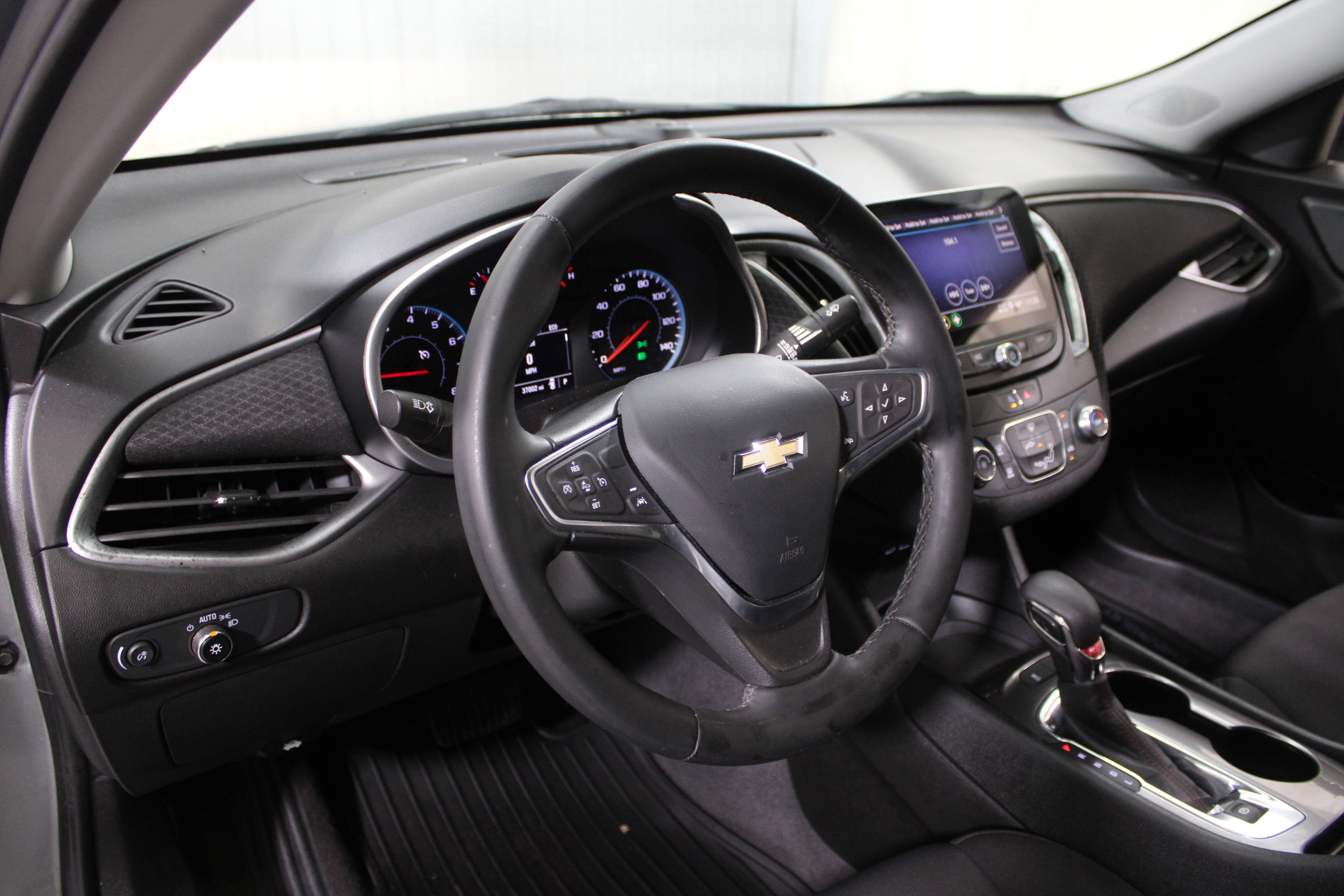 2023 Chevrolet Malibu RS