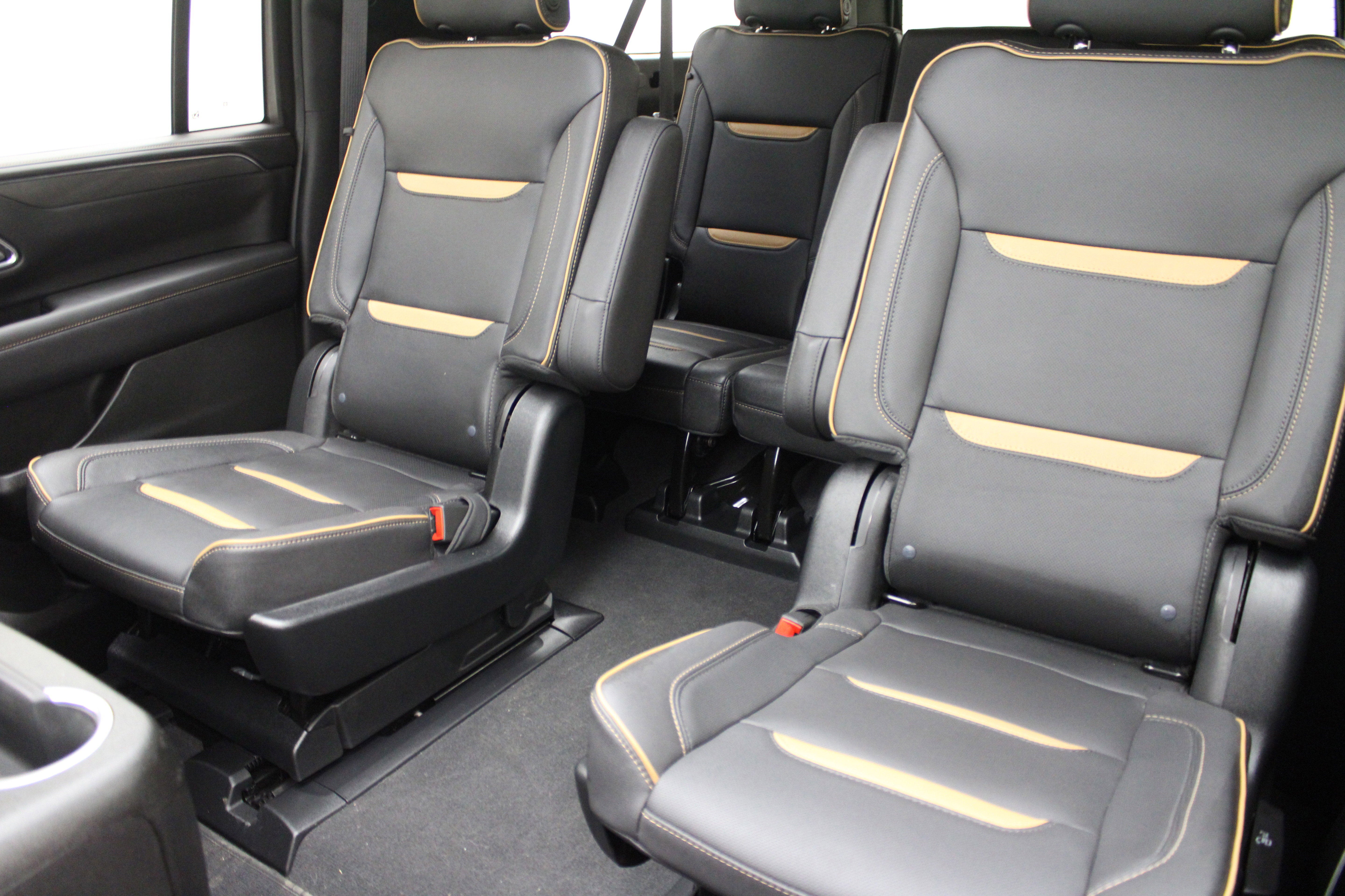 2023 GMC Yukon XL AT4