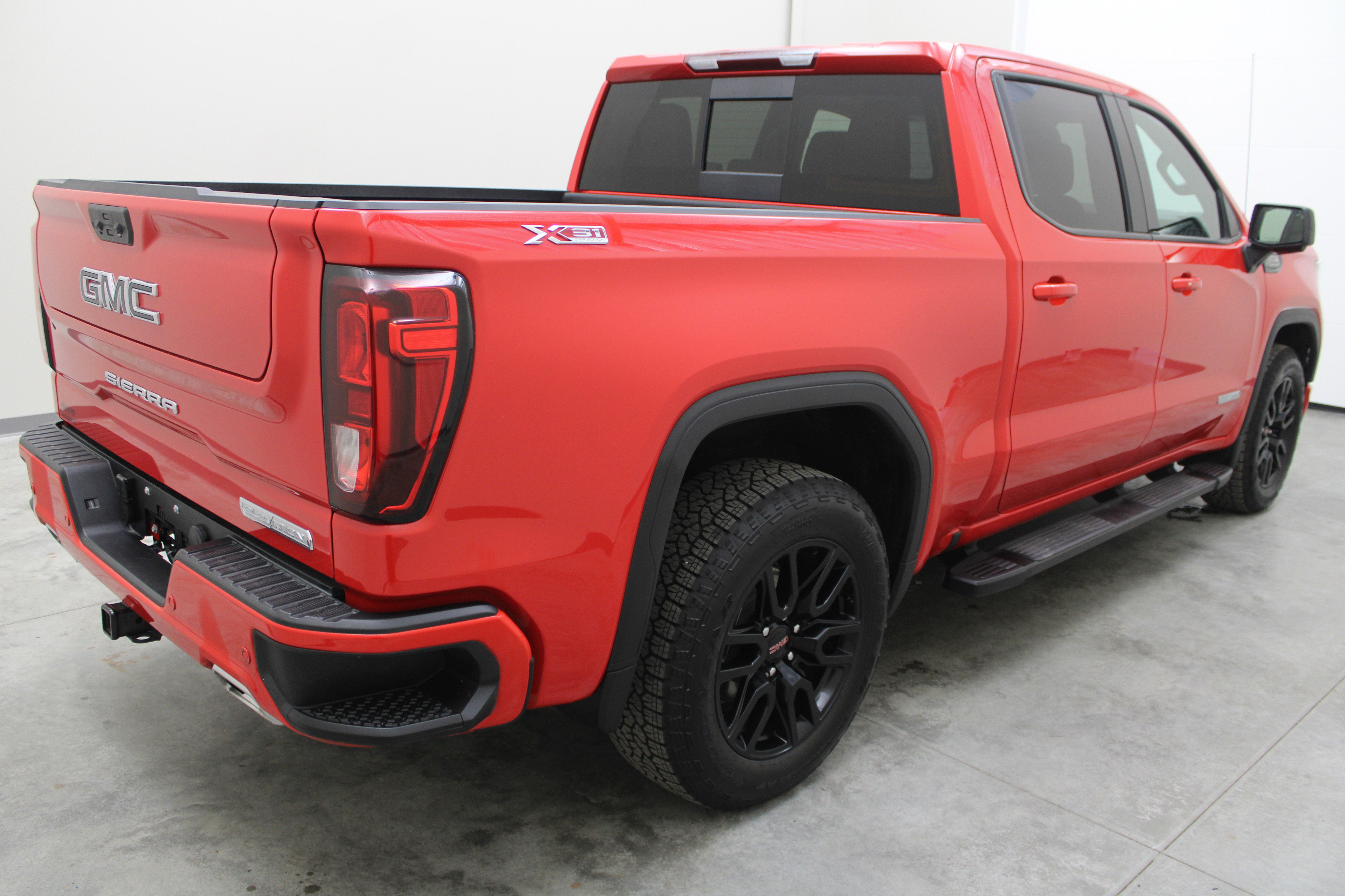 2025 GMC Sierra 1500 Elevation