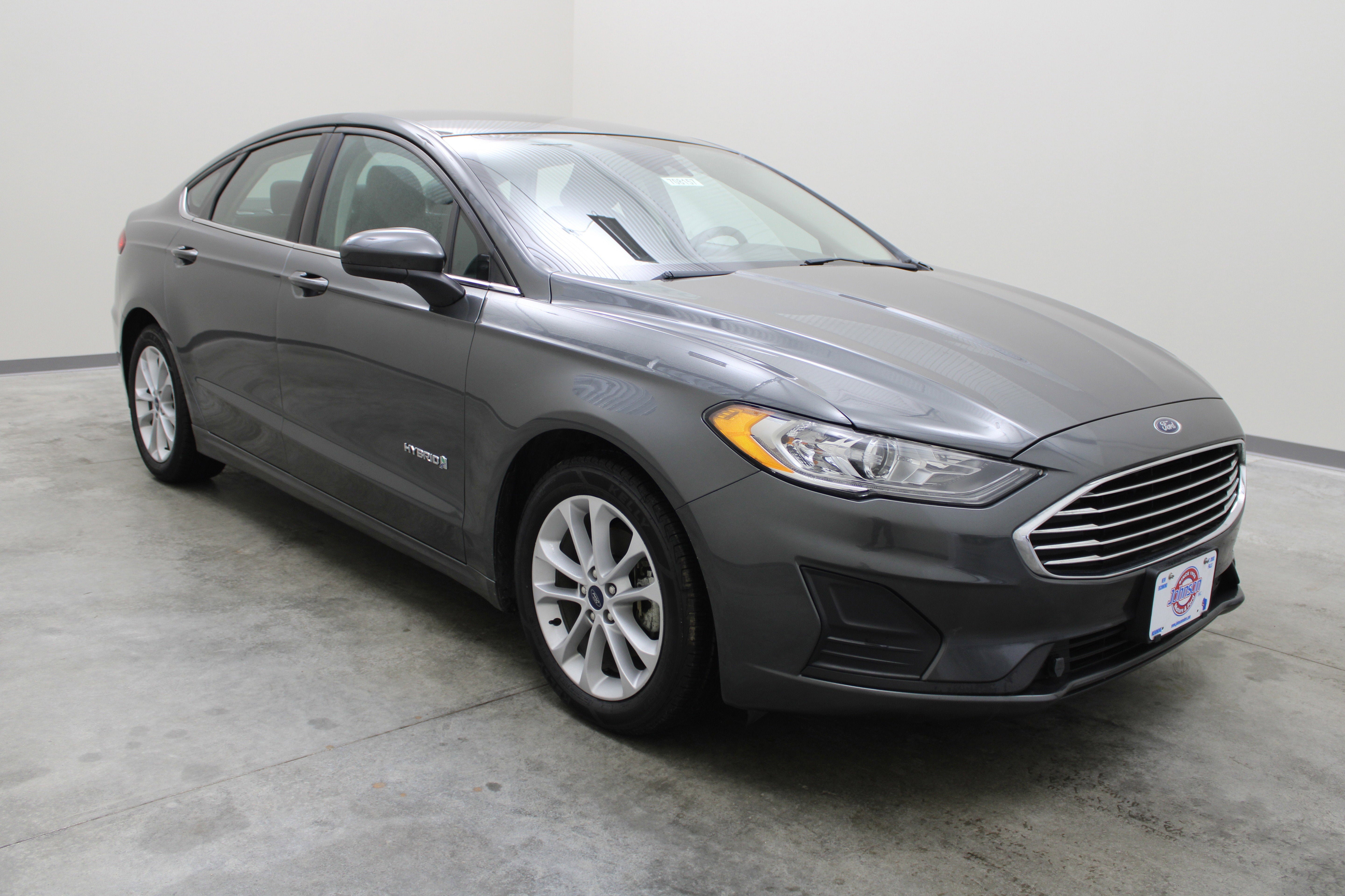2019 Ford Fusion Hybrid SE