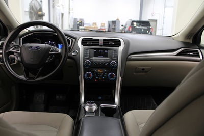 2018 Ford Fusion Hybrid SE