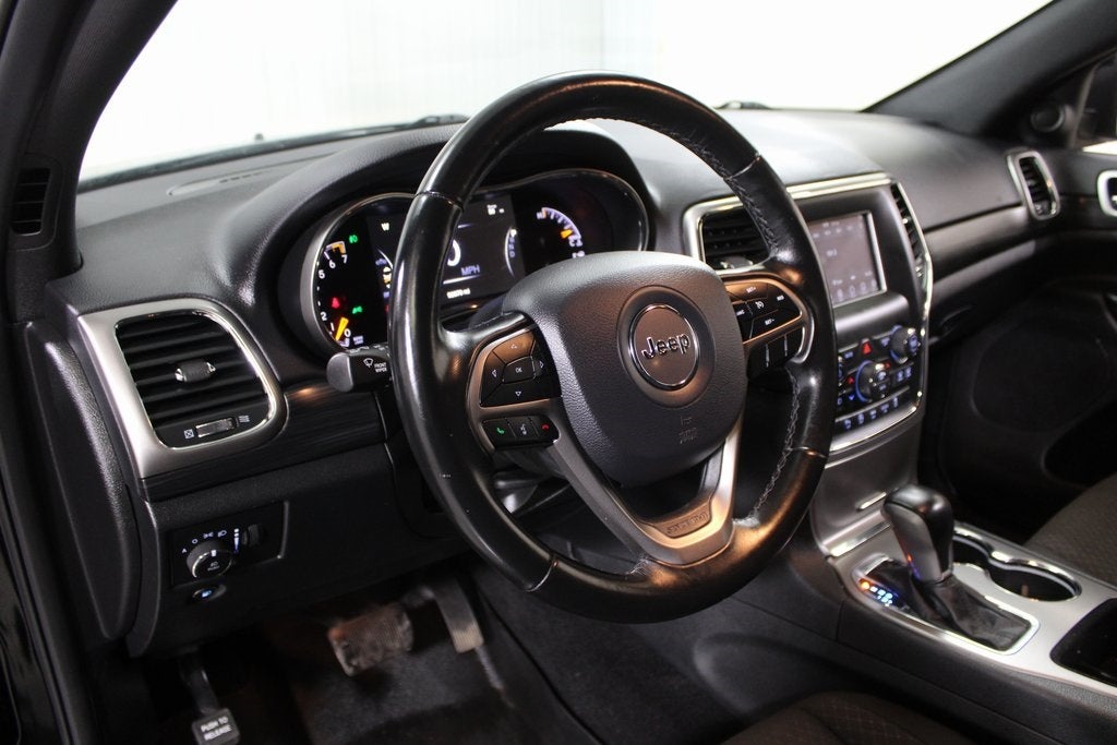 2020 Jeep Grand Cherokee Laredo E