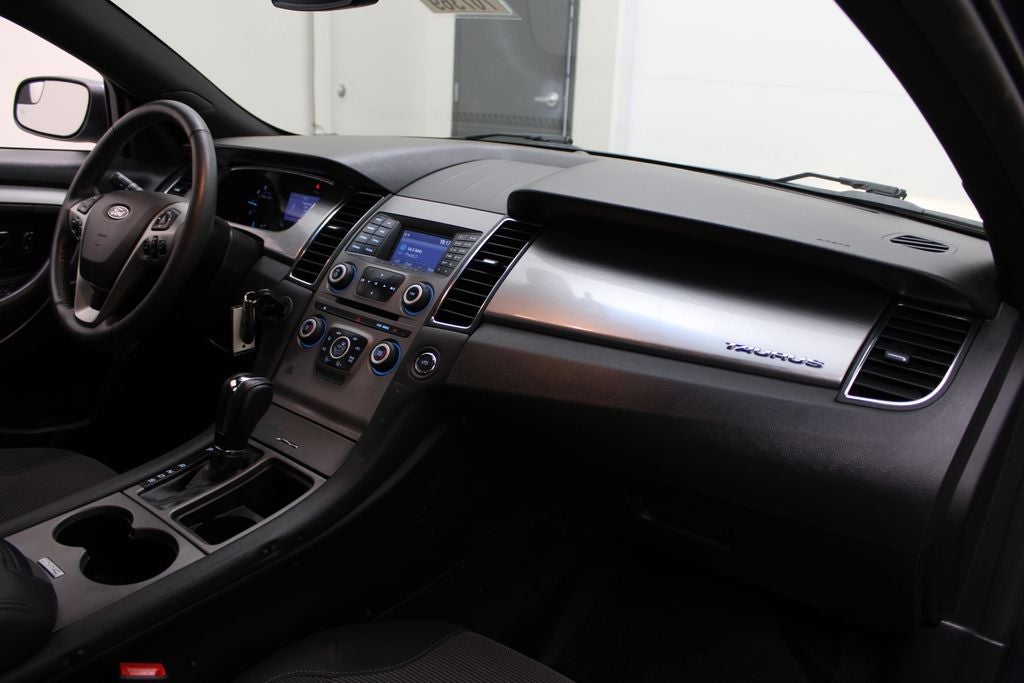2018 Ford Taurus SEL
