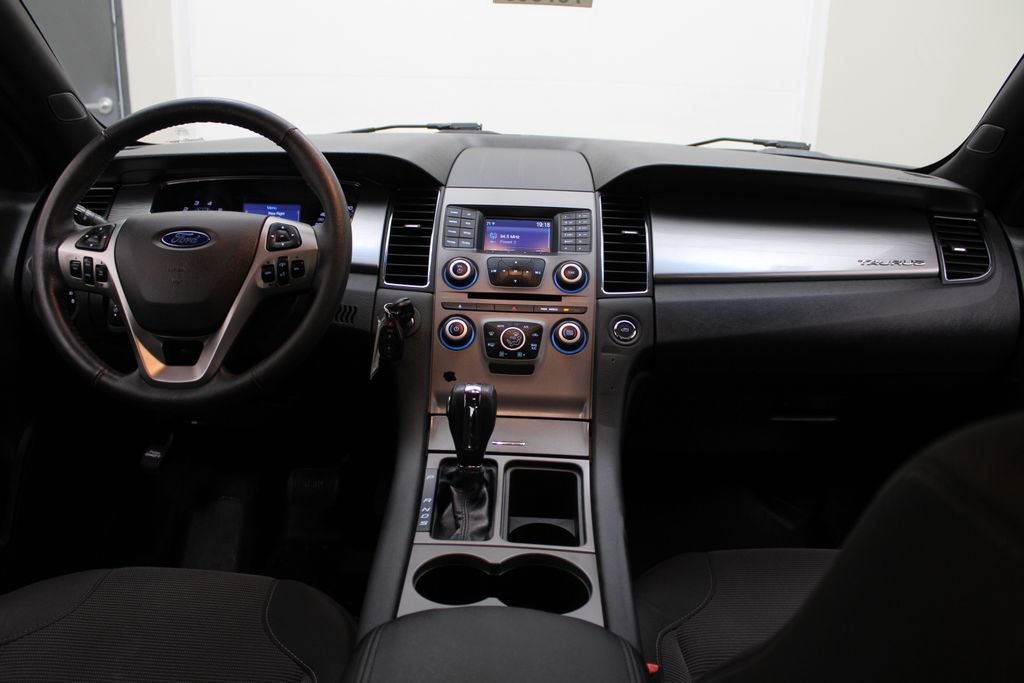 2018 Ford Taurus SEL