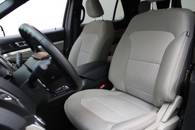 2018 Ford Explorer Base