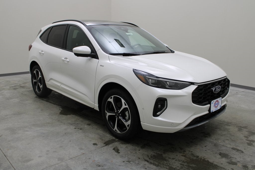 2023 Ford Escape ST-Line Elite