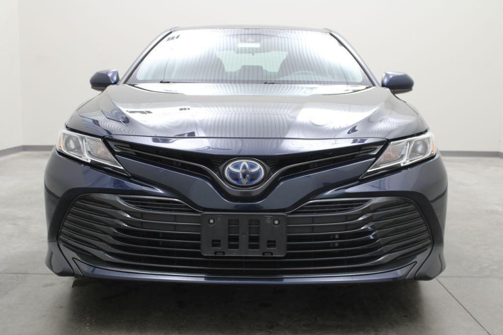 2020 Toyota Camry Hybrid LE
