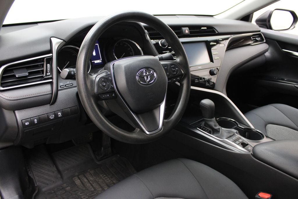 2020 Toyota Camry Hybrid LE