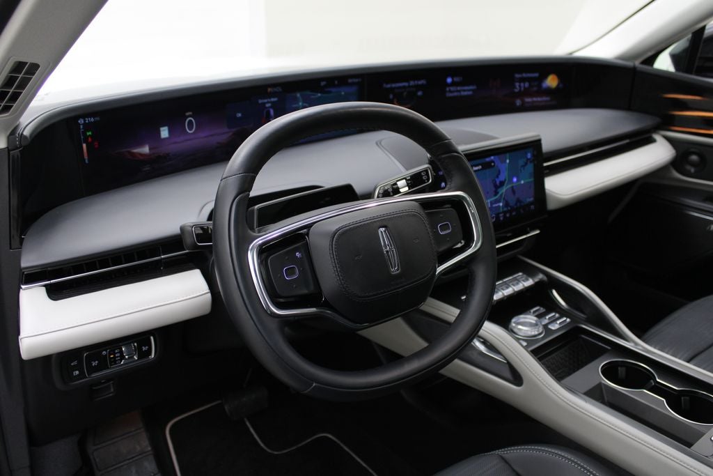 2025 Lincoln Nautilus Reserve