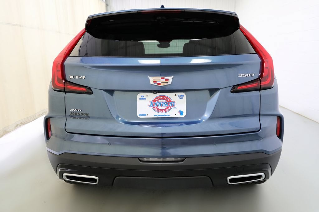 2024 Cadillac XT4 Premium Luxury