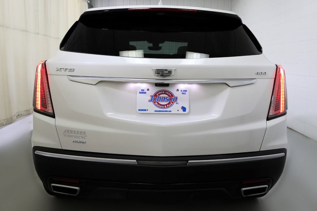 2025 Cadillac XT5 Sport