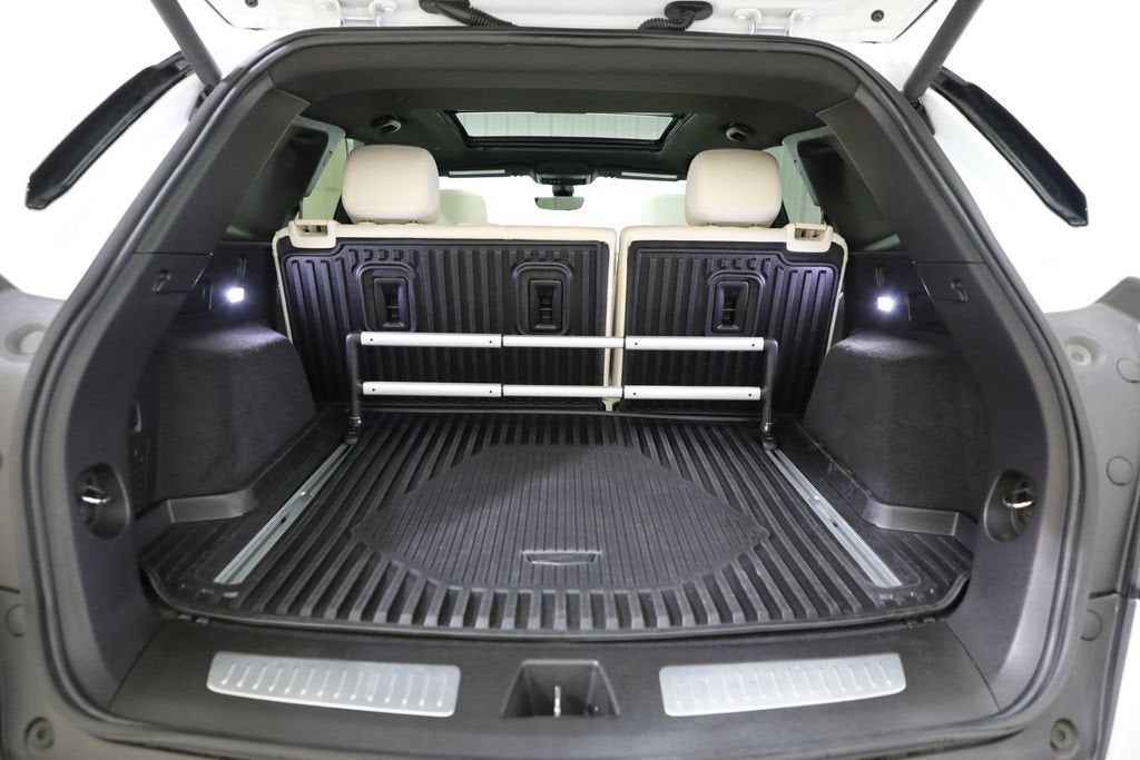 2025 Cadillac XT5 Sport