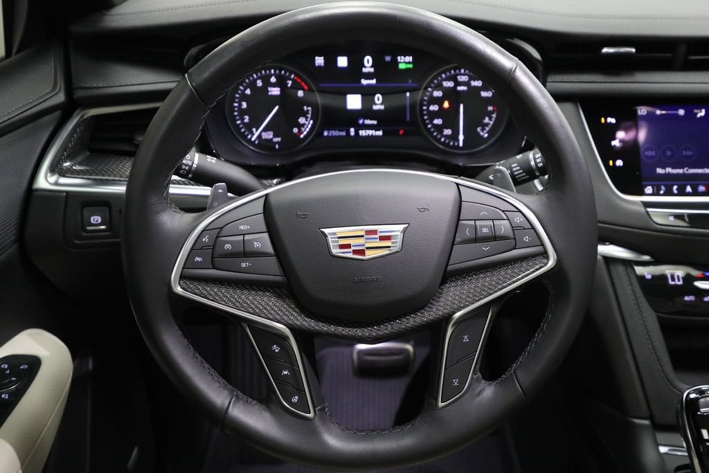 2025 Cadillac XT5 Sport
