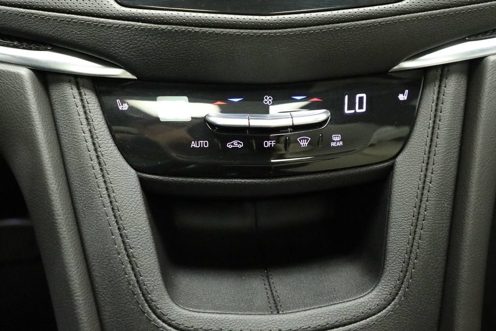 2025 Cadillac XT5 Sport