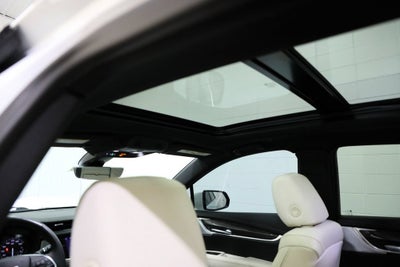 2025 Cadillac XT5 Sport
