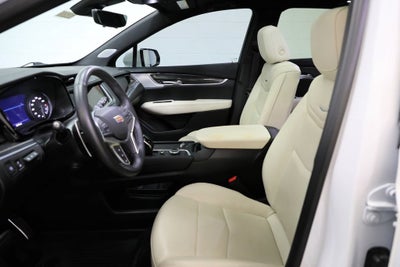 2025 Cadillac XT5 Sport