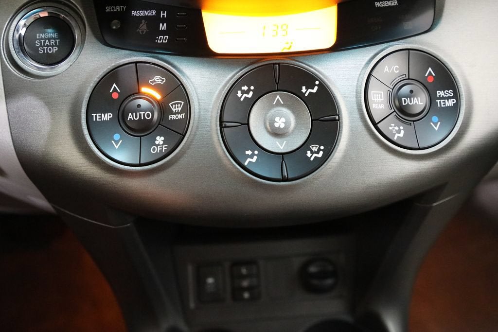 2011 Toyota RAV4 Limited V6