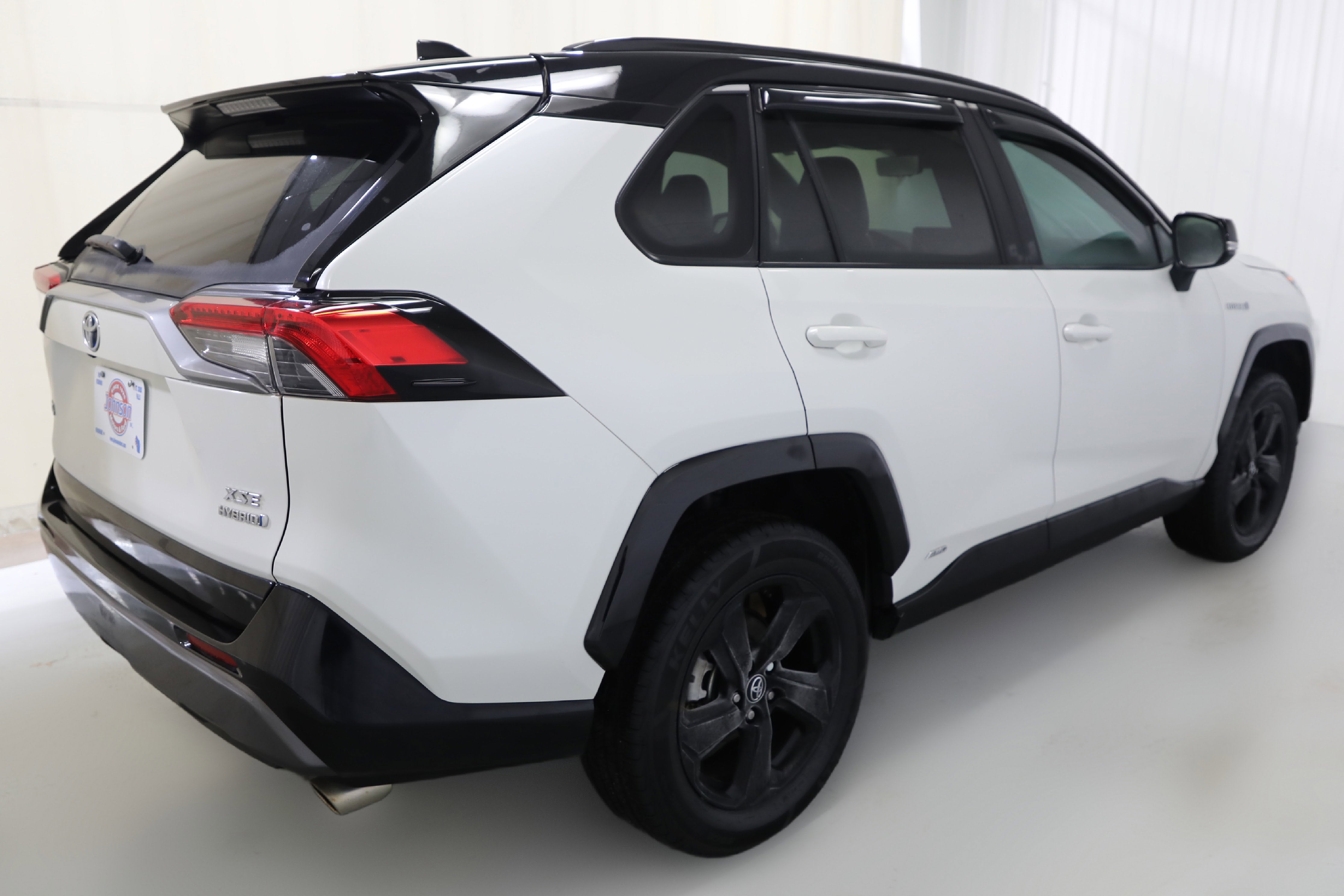 2020 Toyota RAV4 Hybrid XSE